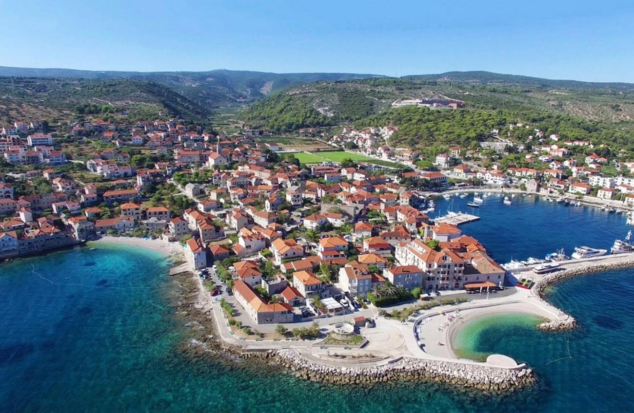 Apartments With A Parking Space Postira, Brac - 18472 Kültér fotó